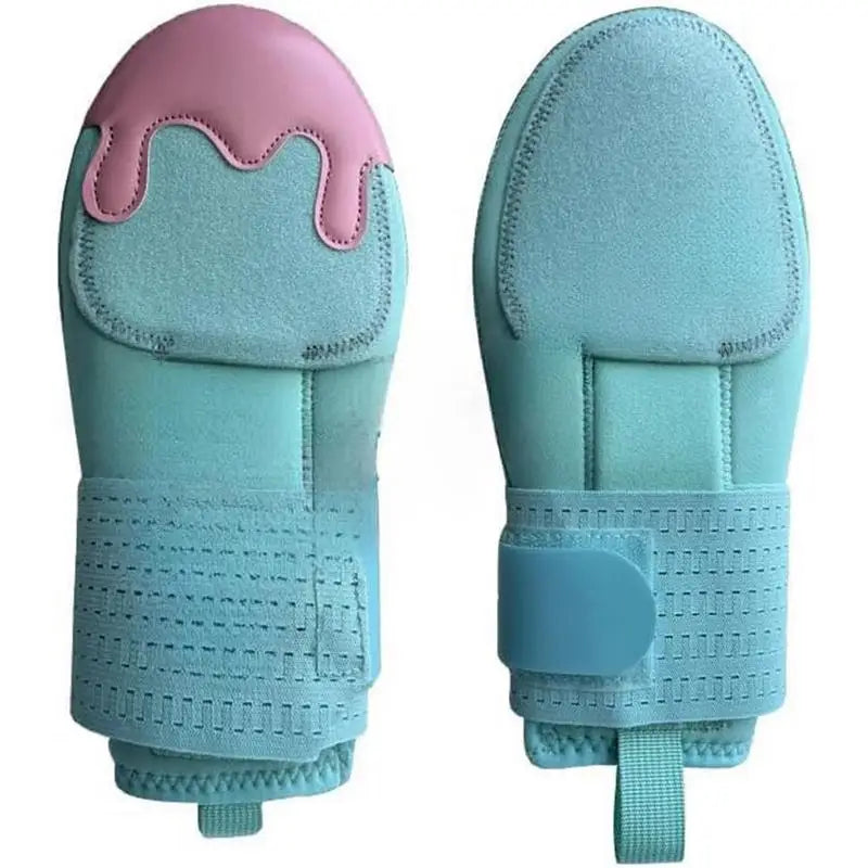 Baseball sliding gloves